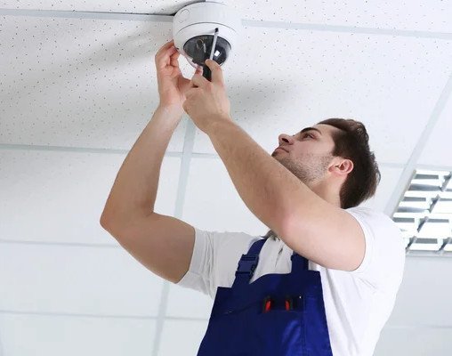 : Thwart miscreants, shoplifters, and unlawful intruders by installing state-of-the-art security camera systems